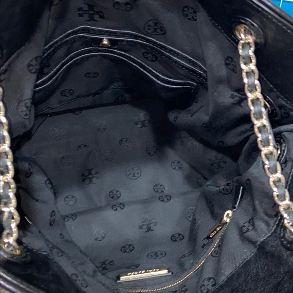 ❤️TRADED❤️Tory Burch Marion Quilted Slouchy Tote - Picture 7 of 16